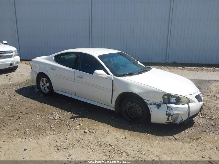 Photo of the 2006 PONTIAC GRAND PRIX