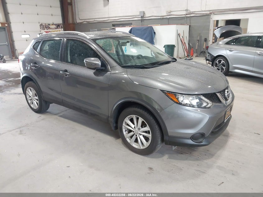 Photo of the 2018 NISSAN ROGUE SPORT SV