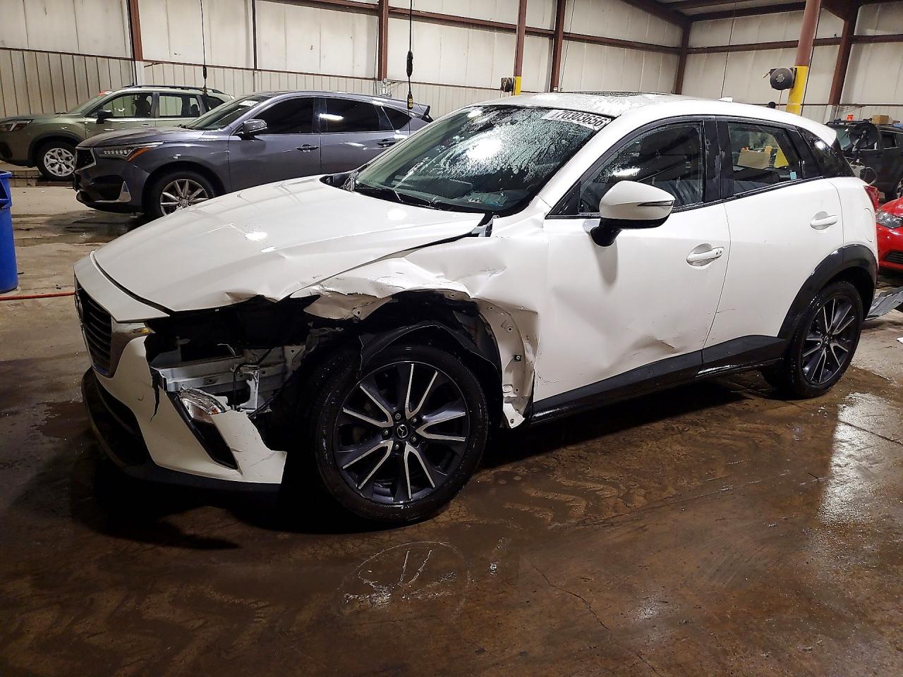 Photo of the 2018 MAZDA CX-3 TOURING