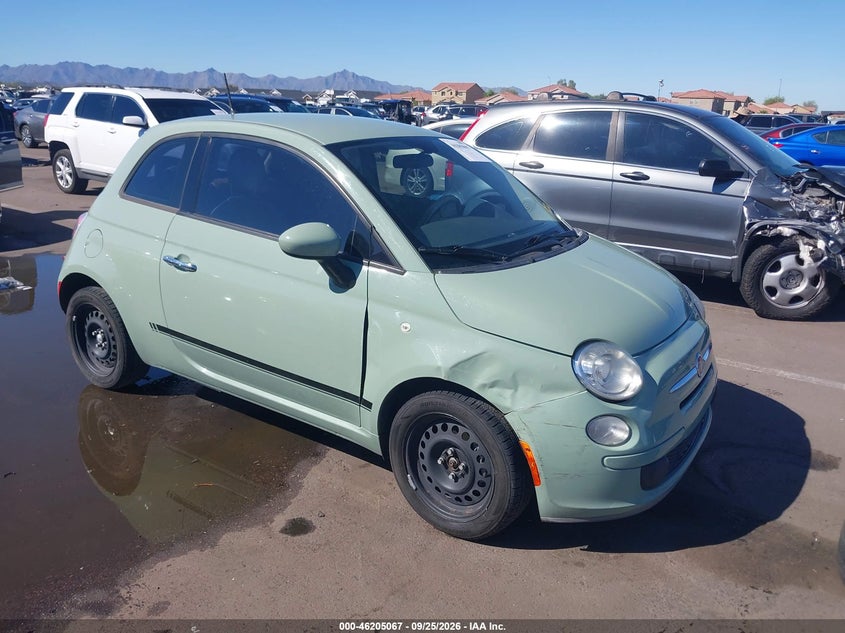 Photo of the 2015 FIAT 500 POP