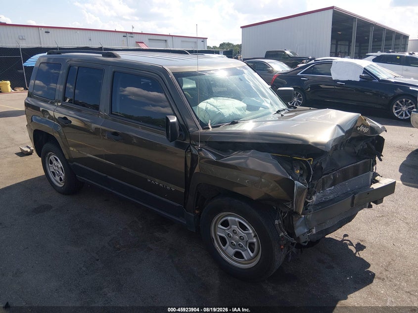 Photo of the 2015 JEEP PATRIOT SPORT