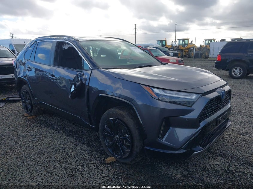 Photo of the 2023 TOYOTA RAV4 HYBRID XSE