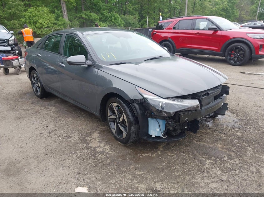 Photo of the 2023 HYUNDAI ELANTRA SEL
