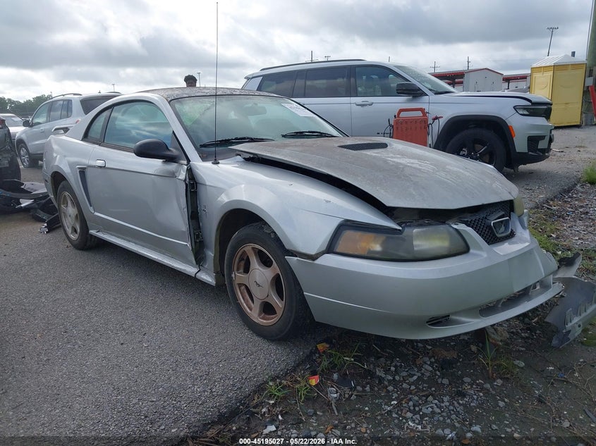 Photo of the 2001 FORD MUSTANG