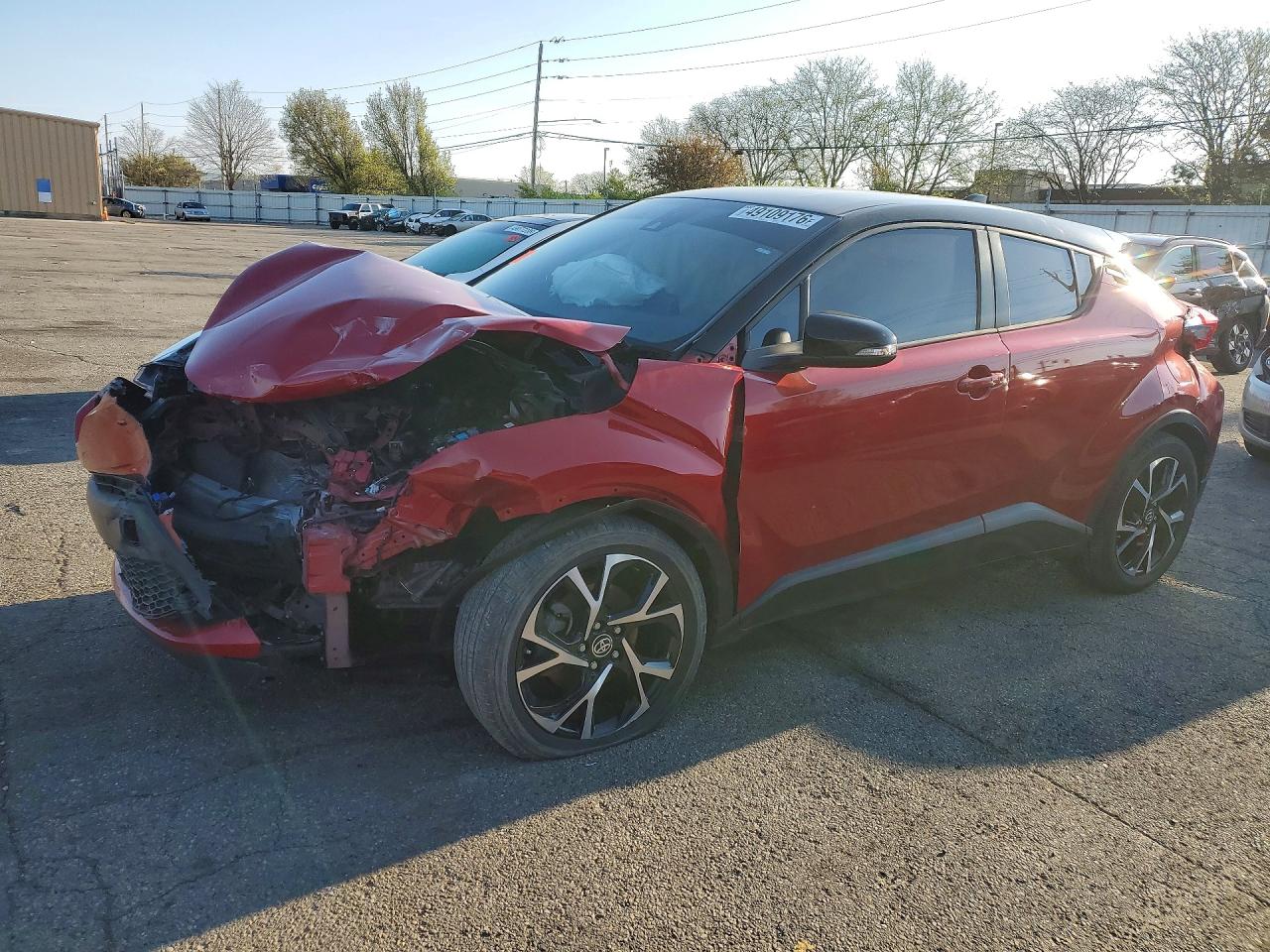 Photo of the 2020 TOYOTA C-HR XLE