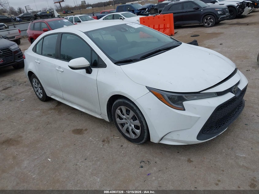 Photo of the 2021 TOYOTA COROLLA LE