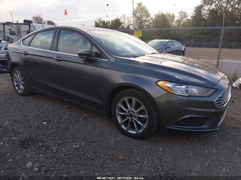 Photo of the 2017 FORD FUSION SE