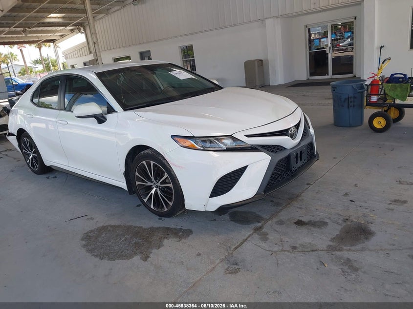 Photo of the 2019 TOYOTA CAMRY SE