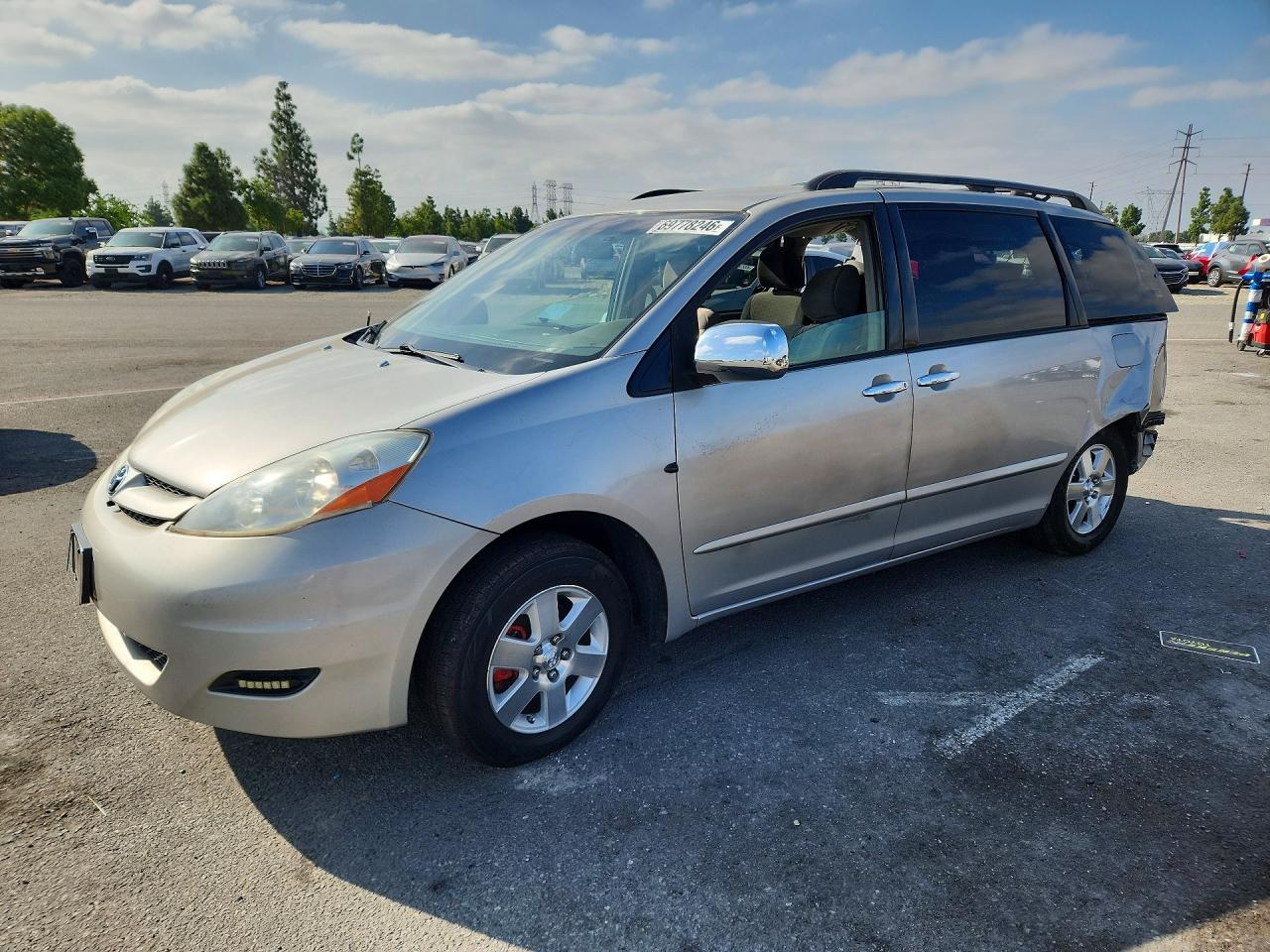 Photo of the 2009 TOYOTA SIENNA LE 8-PASSENGER