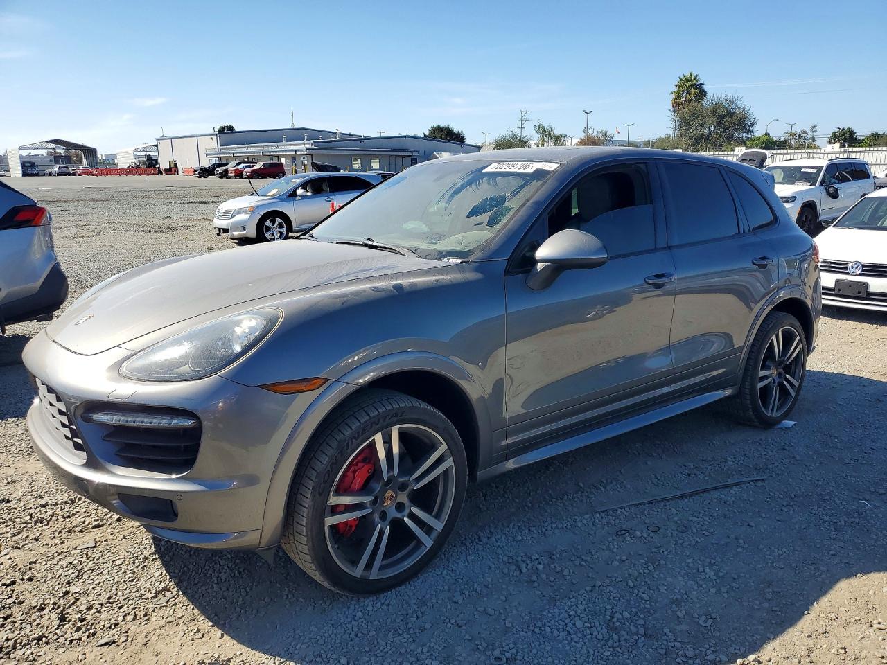 Photo of the 2014 PORSCHE CAYENNE GTS