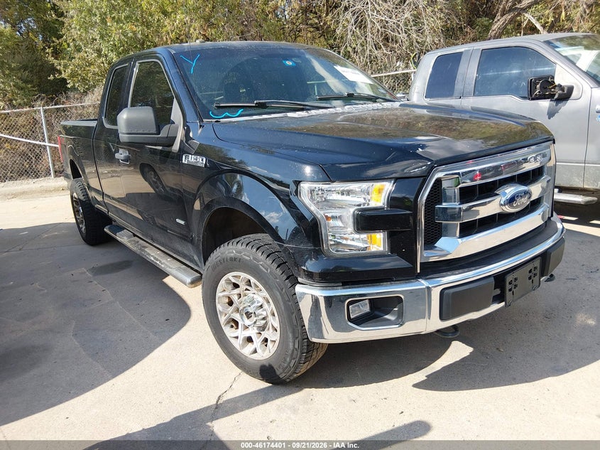 Photo of the 2016 FORD F-150 XLT