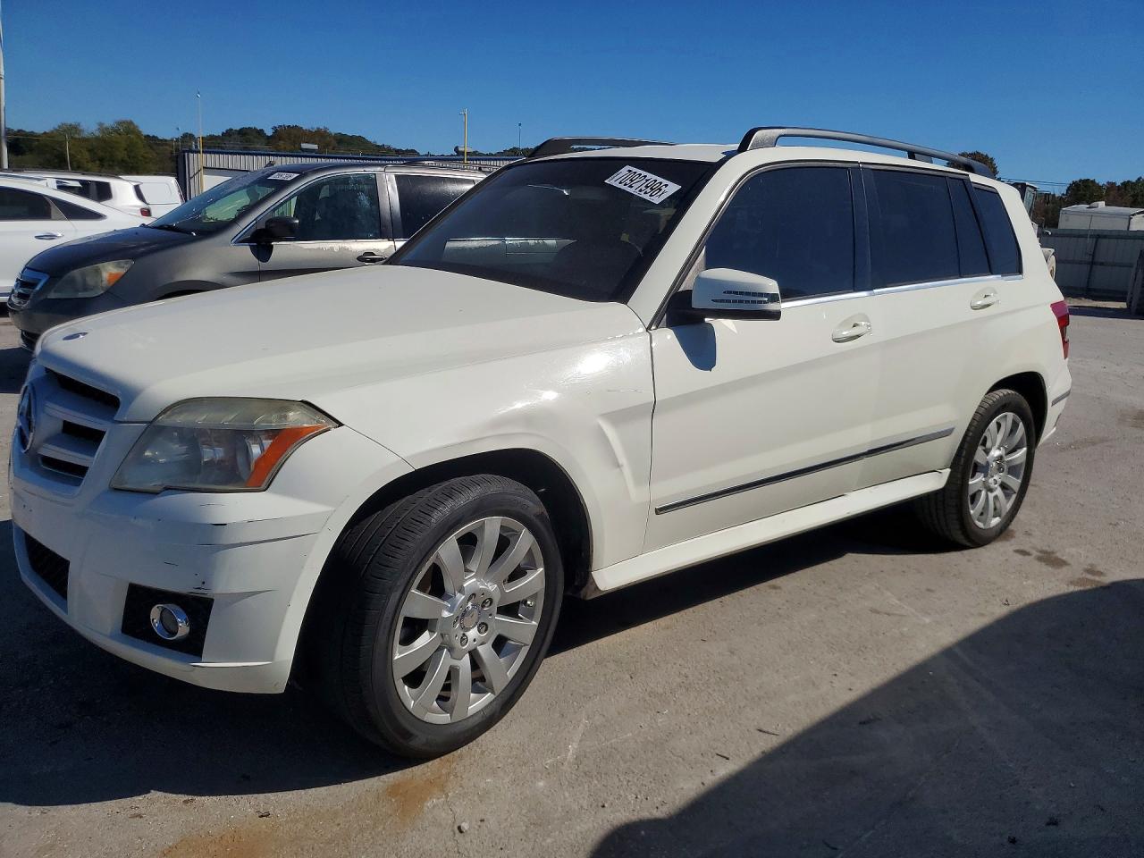 Photo of the 2011 MERCEDES-BENZ GLK 350 4MATIC