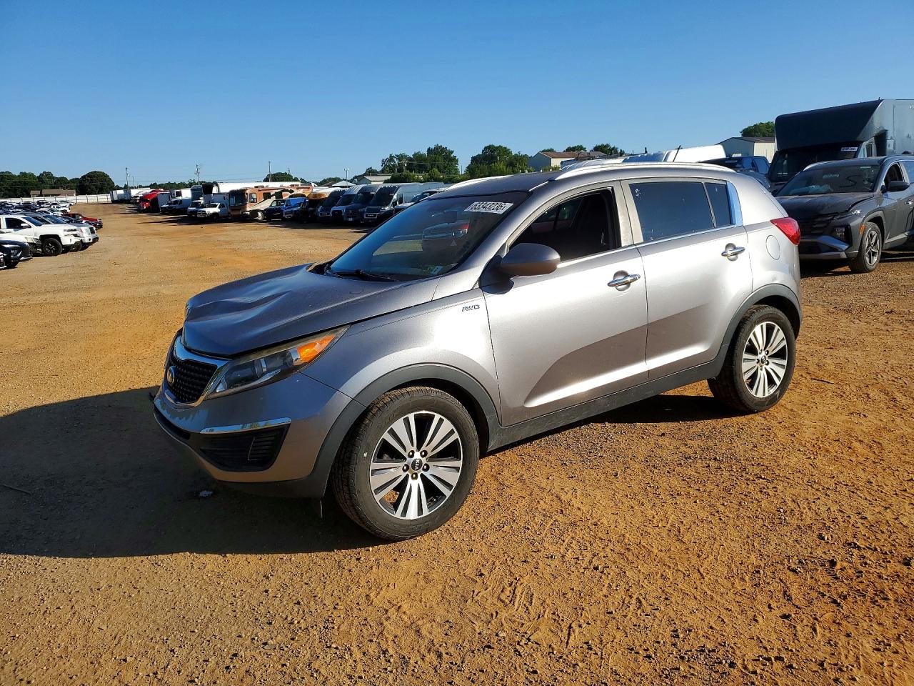 Photo of the 2016 KIA SPORTAGE EX