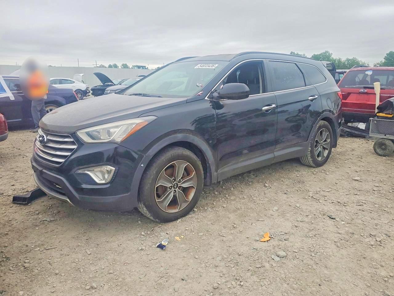 Photo of the 2016 HYUNDAI SANTA FE SE