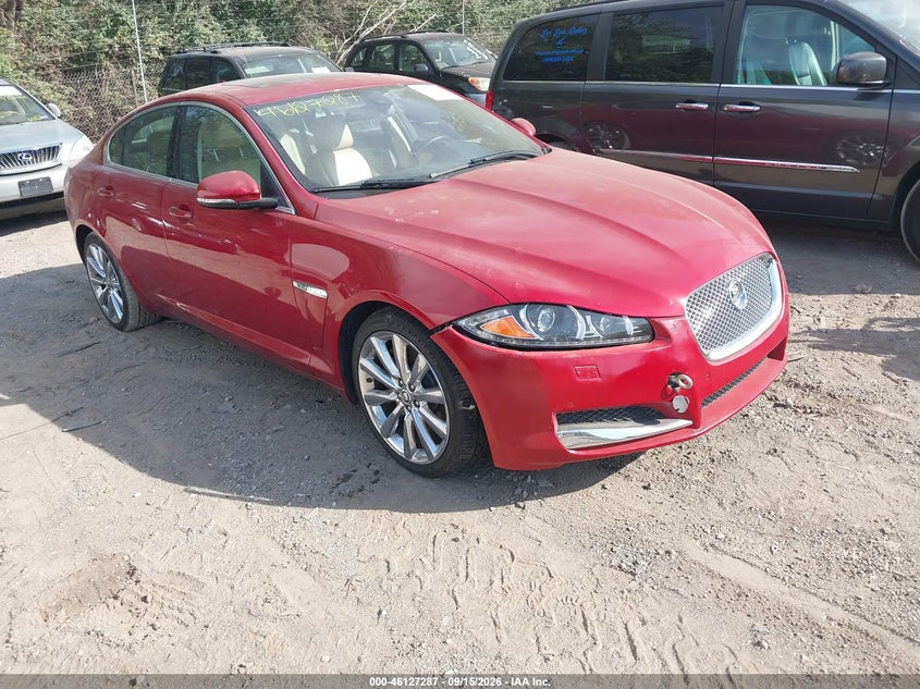 Photo of the 2013 JAGUAR XF V6 SC
