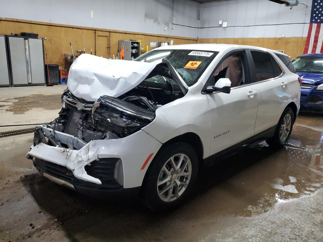 Photo of the 2024 CHEVROLET EQUINOX LT