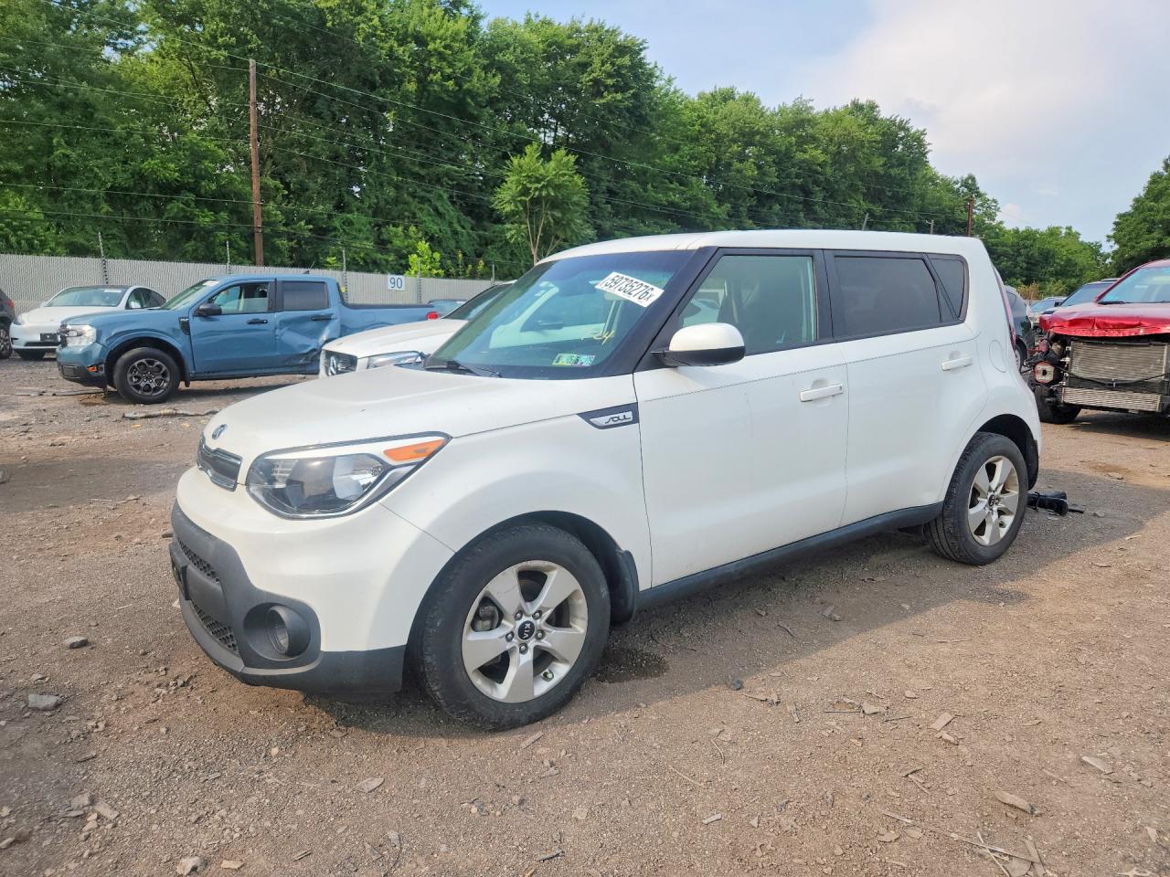 Photo of the 2017 KIA SOUL BASE