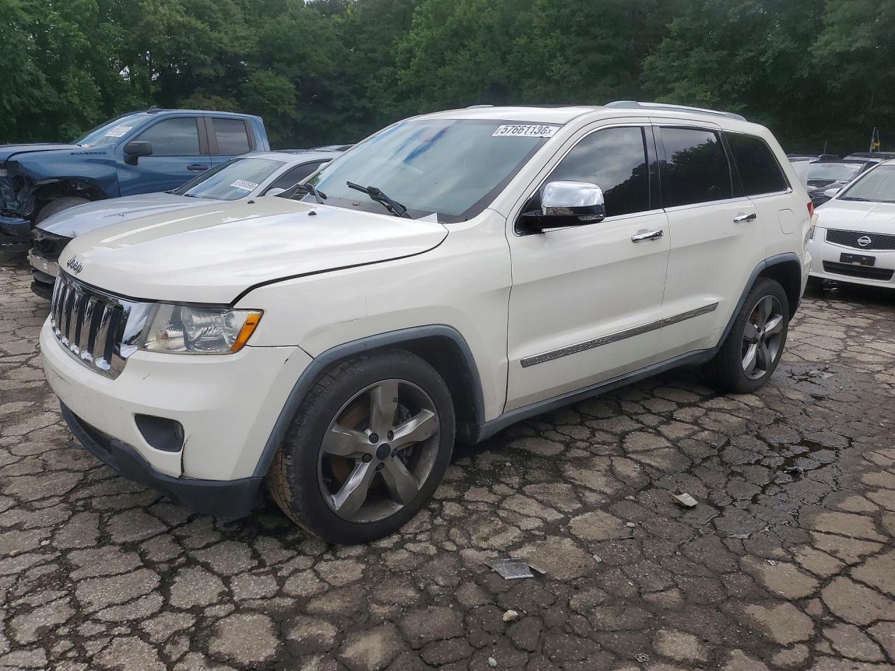 Photo of the 2011 JEEP GRAND CHEROKEE OVERLAND