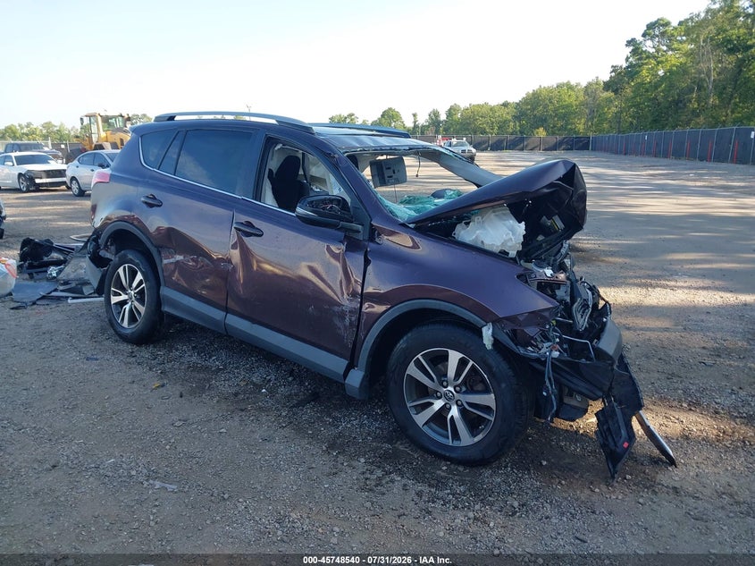 Photo of the 2017 TOYOTA RAV4 XLE