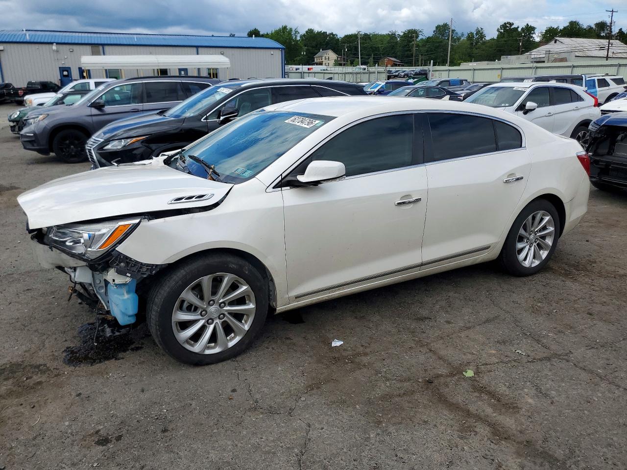 Photo of the 2014 BUICK LACROSSE