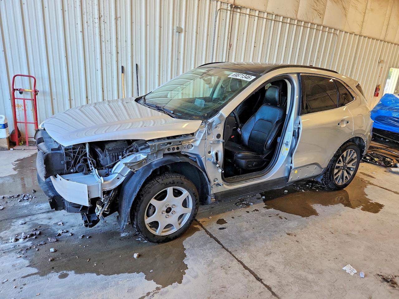 Photo of the 2020 FORD ESCAPE TITANIUM