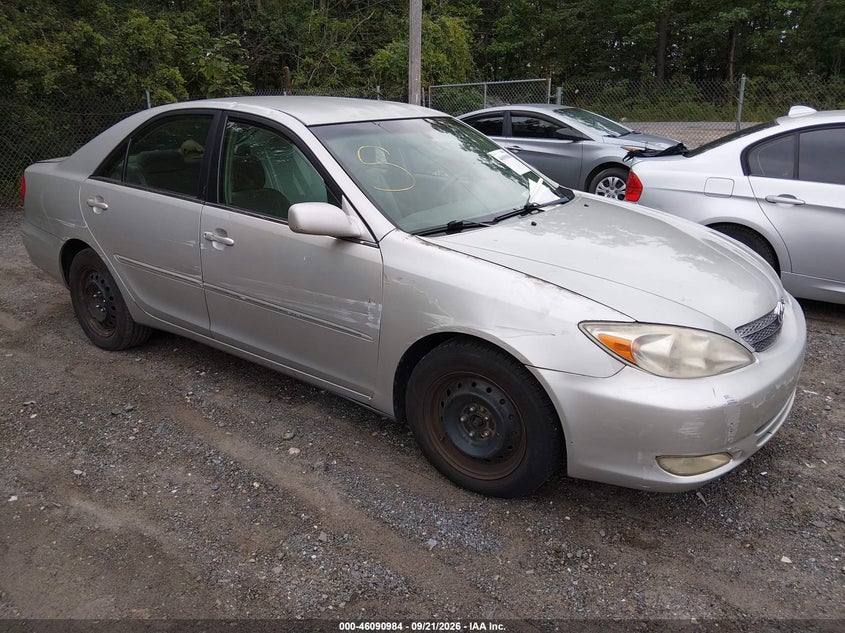 Photo of the 2003 TOYOTA CAMRY XLE