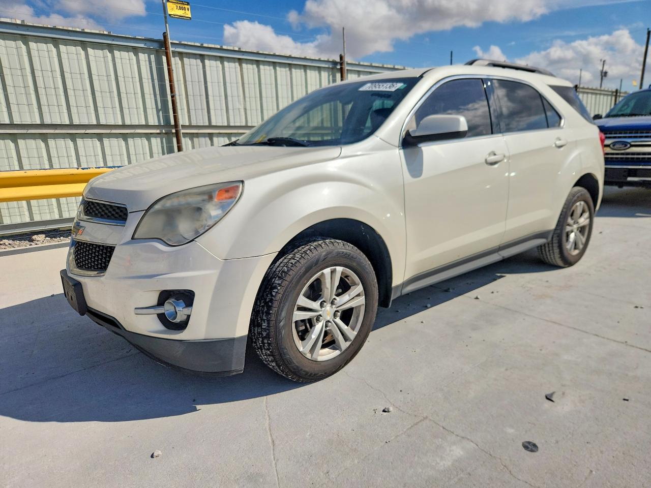 Photo of the 2014 CHEVROLET EQUINOX LT